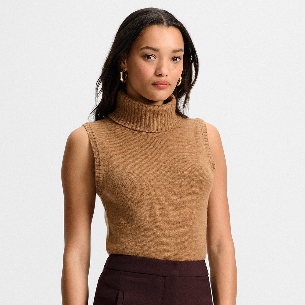Veronica Beard Sleeveless Turtleneck Sweater - Camel